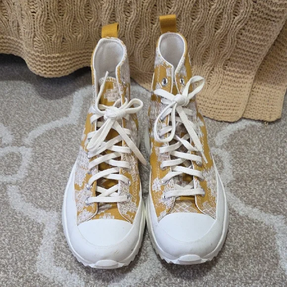 Converse Run Hike Platform Tonal Embroidery Sneakers - Size 10 (Womens) - Picture 4 of 12